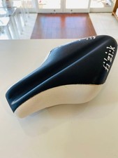 Sella corta per bici Fizik